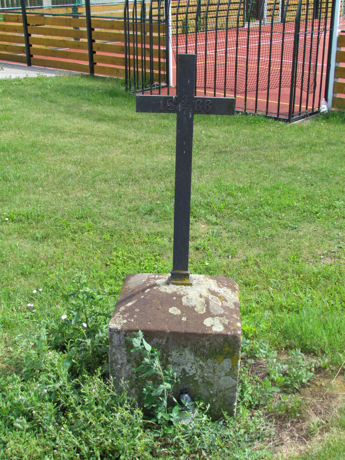 Sadova border=